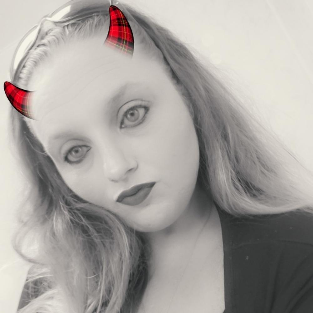 Meet your Posher, Rochelle